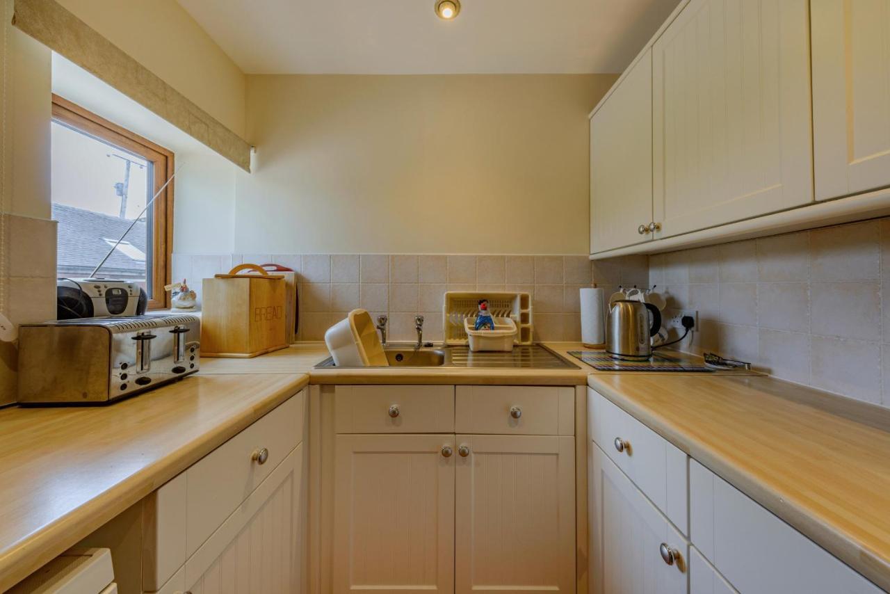 Wren Cottage Rudyard エクステリア 写真
